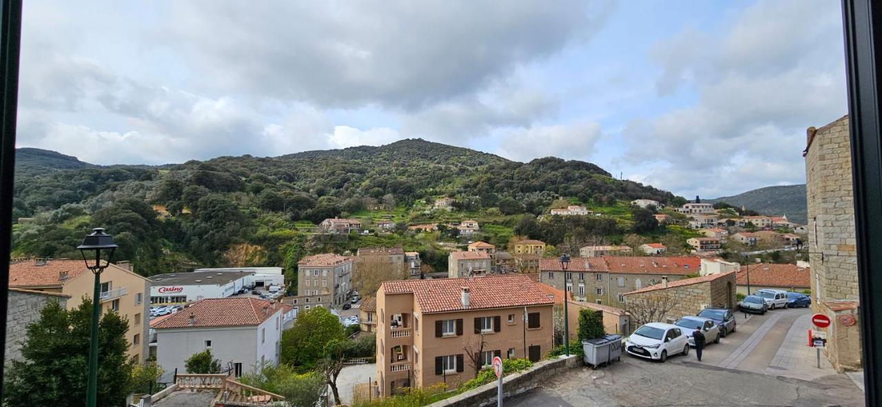 Bel & Ancien Appartement T3 Renove Dans Sartene Exterior photo